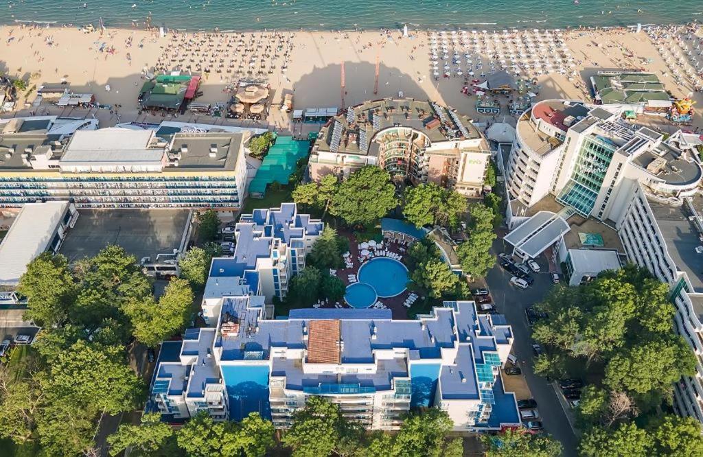 סאני ביץ' Bratanov Excelsior Apartment מראה חיצוני תמונה