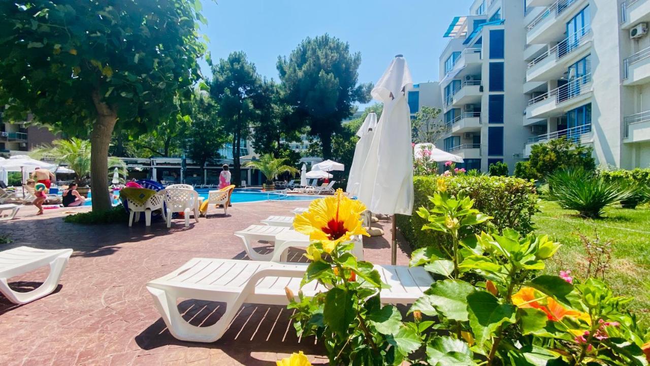 סאני ביץ' Bratanov Excelsior Apartment מראה חיצוני תמונה